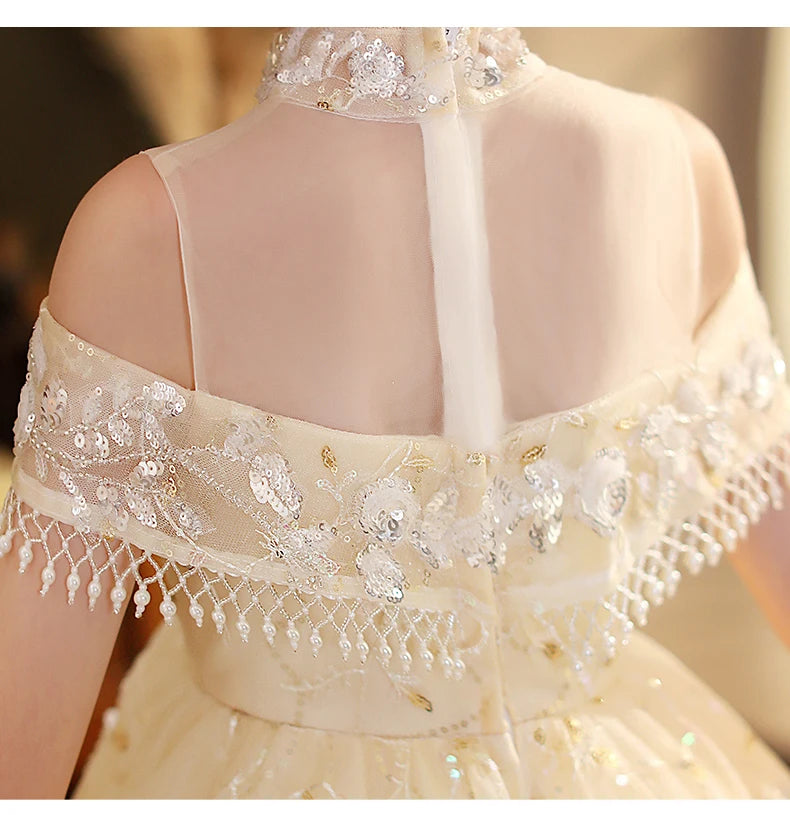 Pearl Neck Yellow 107
